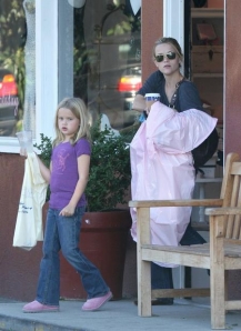 Reese Witherspoon mit Ava